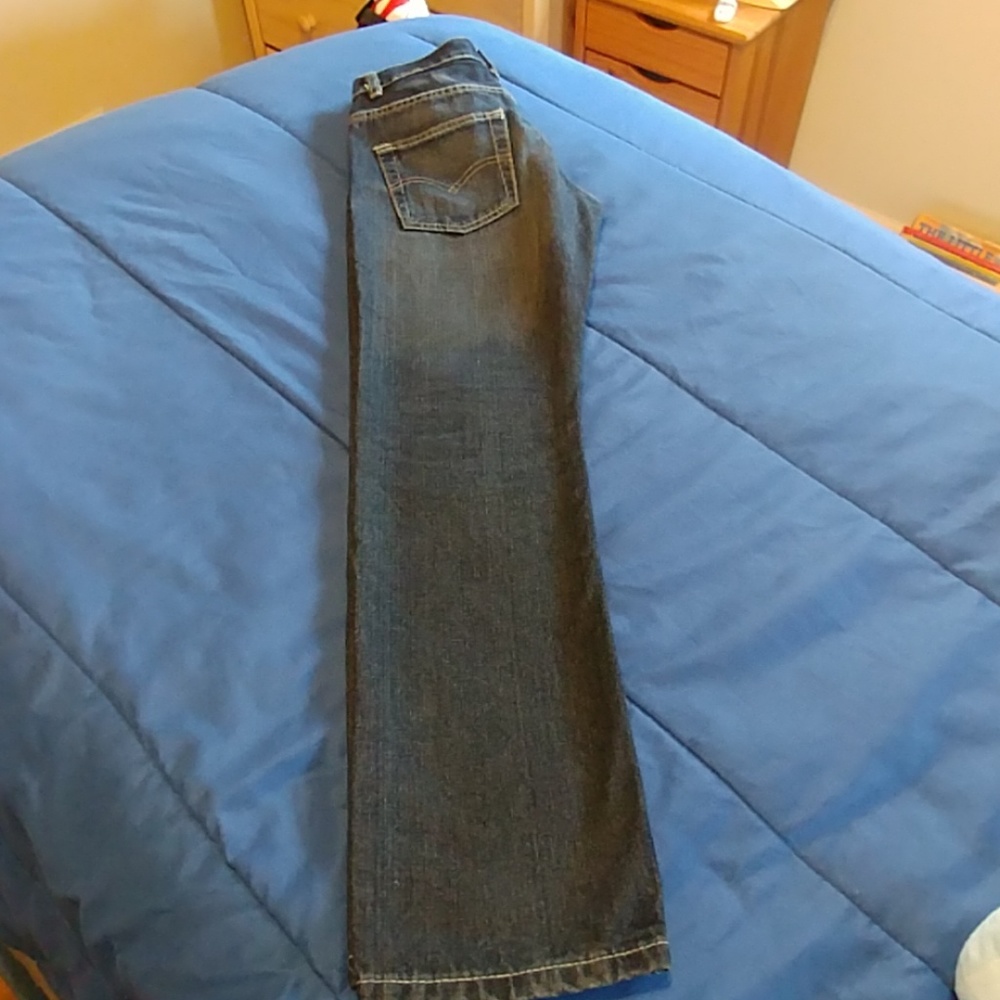 Levi's - Picture 5 of 5